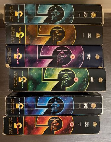 אוסף סרטי DVD