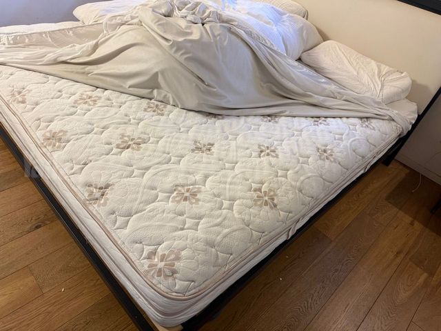 מיטת King Size