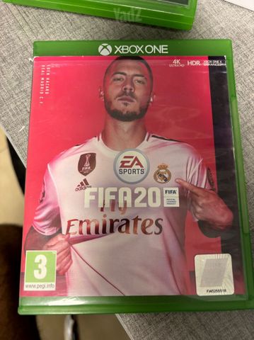 Xbox One 500GB שמור ותקין