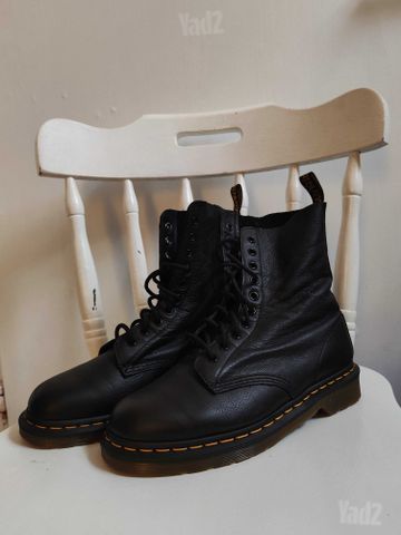 Dr. Martens