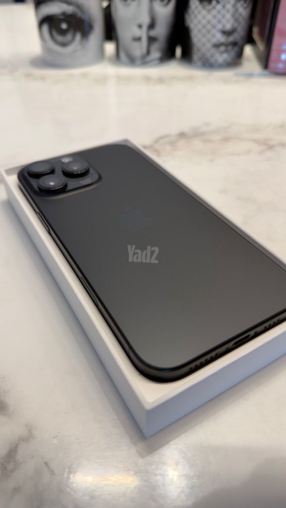 iPhone 16 Pro Max 1TB black