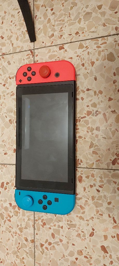 Nintendo Switch במצב מצוין