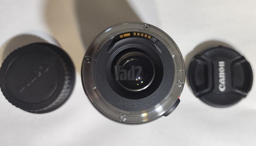 עדשת זום Canon 28-105