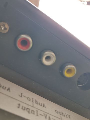 מסך 19 אינץ