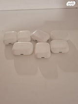בתי טעינה של איירפודס AirPods