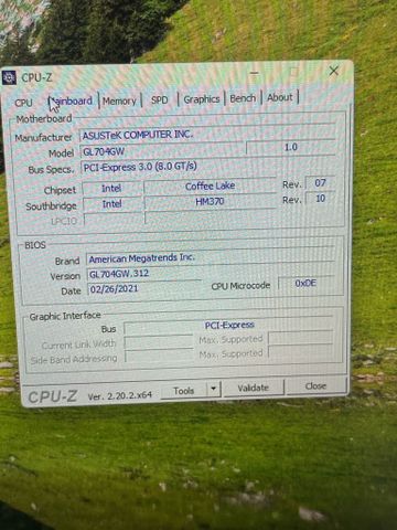 ASUS ROG Strix GL704GW