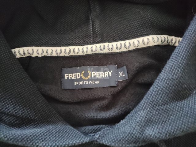 סוודר סריג קפוצ'ון FRED PERRY