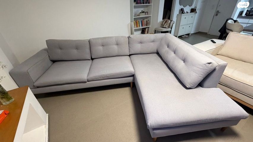 ספה ר׳ 2 מ׳ על 3 מ׳