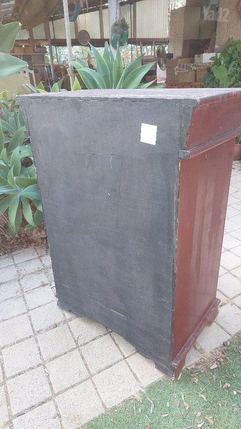 ארונית וינטג'