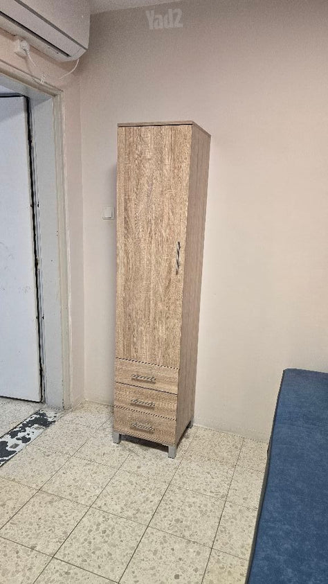 חדר נוער שלם