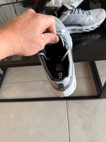 נעליים