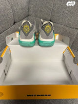 נעלי נייק - Lebron Witness 6