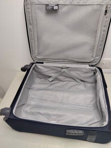 מזוודת Samsonite