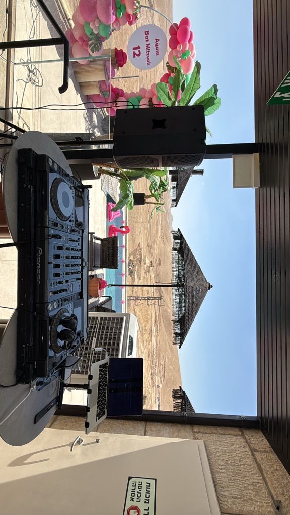 פלטת DJ