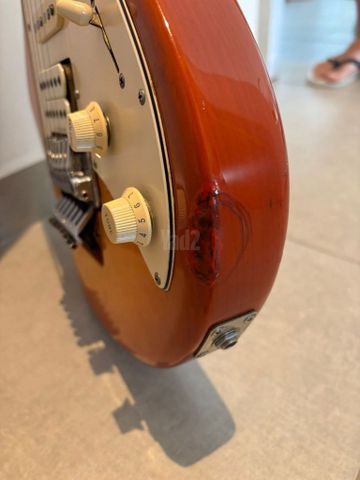 Ernieball musicman silhouette