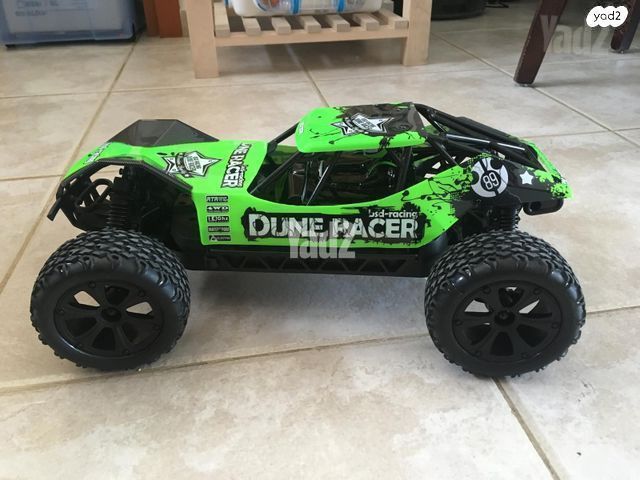 מכונית על שלט 4×4