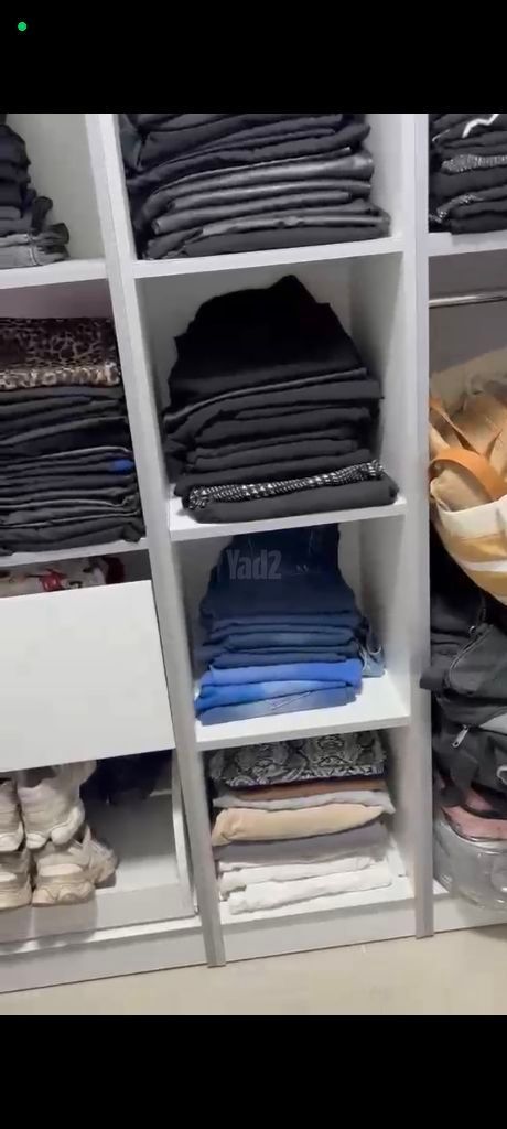 חדר ארונות