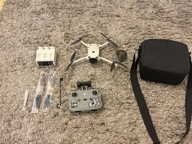 DJI Lito 1 Fly More Combo