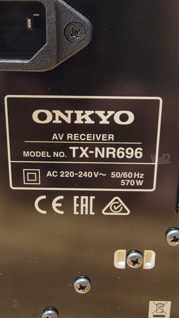 רסיבר Onkyo TX-NR696
