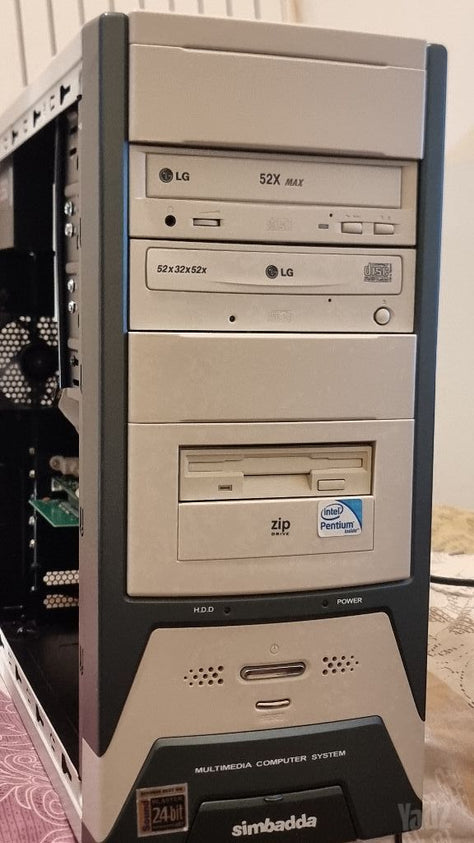 מחשב רטרו Pentium 4 WindowsXP