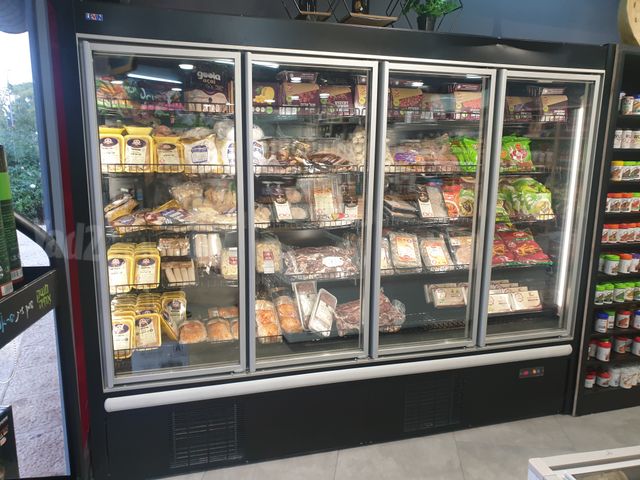מקפיא תצוגה SELF SERVICE