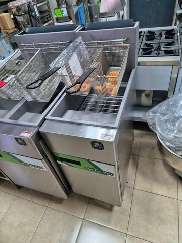 מקרר