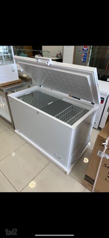 מקפיא לתצוגה